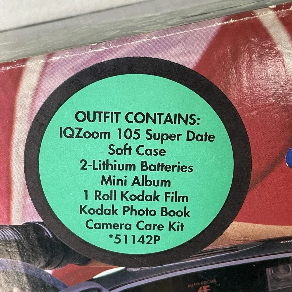Vintage 90s 35mm Camera Pentax 1QZoom 105 Kit Super Outfit Original Packaging